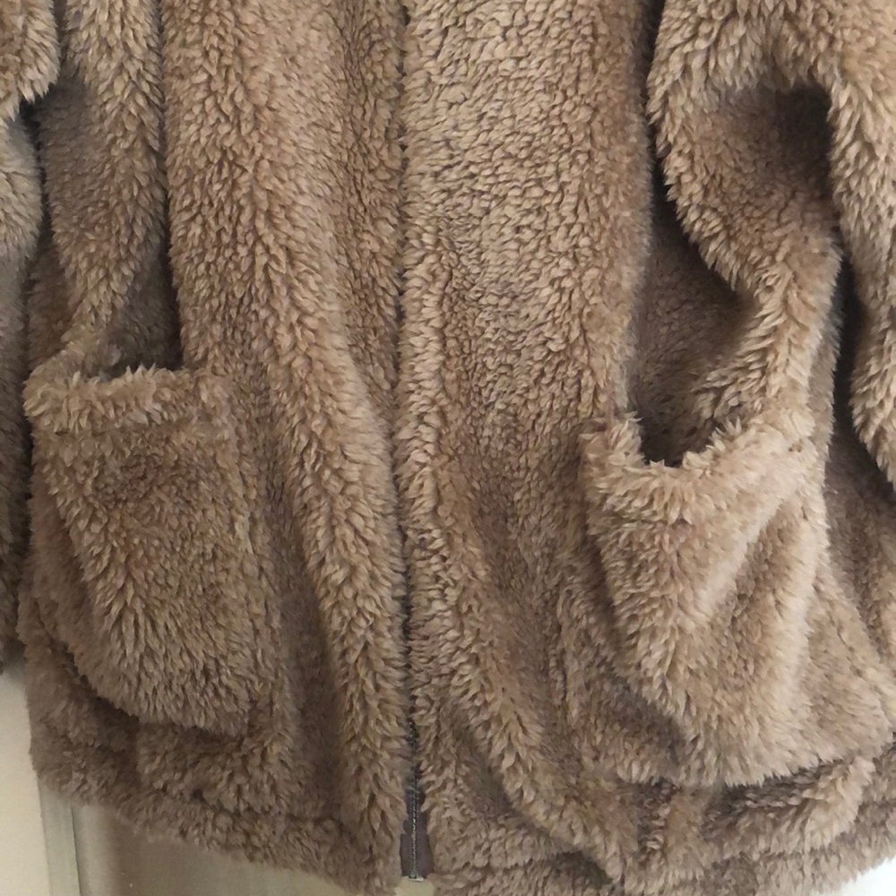 Teddy Jacket 🤎🧸 - Picture 5 of 5